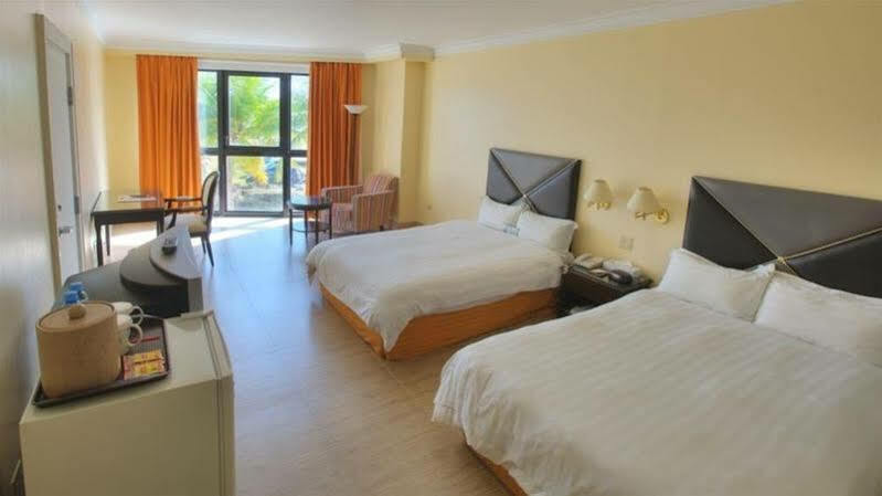 Royal Orchid Hotel Guam Tamuning Exteriör bild